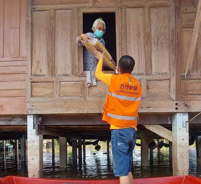 ส่งความช่วยเหลือและกำลังใจให้พี่น้องที่ประสบอุทกภัยในหลายพื้นที่